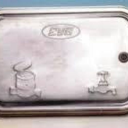 PUERTA ACERO CON CERRADURA